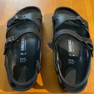 Black Kids Birkenstock Sandal size 33